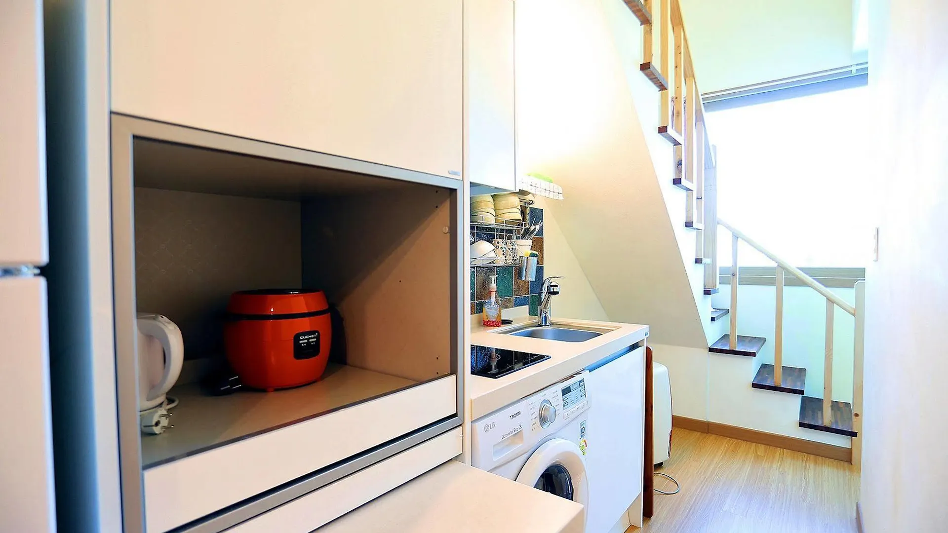 Eltz Town Pension Jeju Hotell